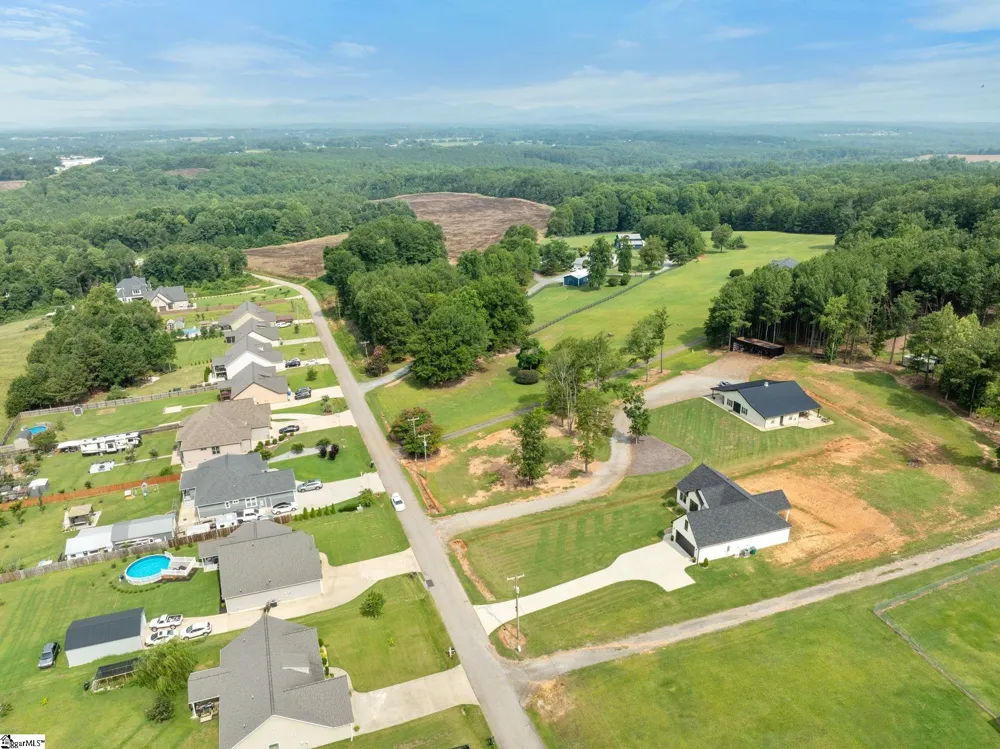 128 Cothran Road Inman, SC 29349