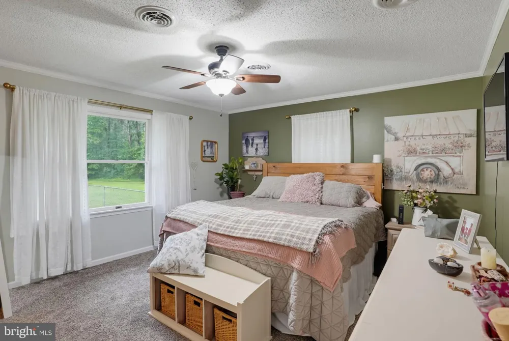 185 CLARK FARM ROAD Smyrna, DE 19977