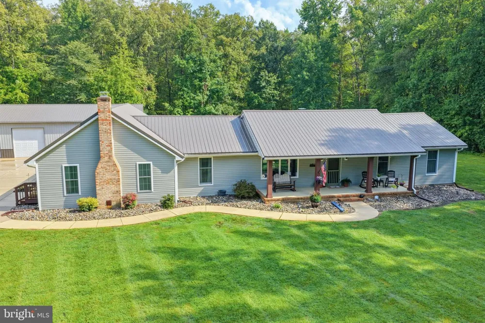 185 CLARK FARM ROAD Smyrna, DE 19977