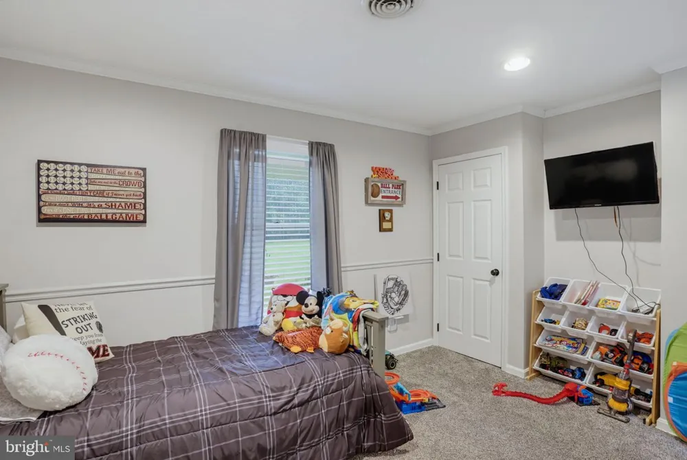 185 CLARK FARM ROAD Smyrna, DE 19977