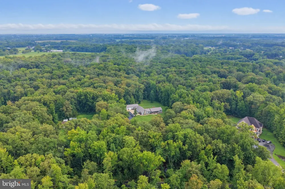 185 CLARK FARM ROAD Smyrna, DE 19977
