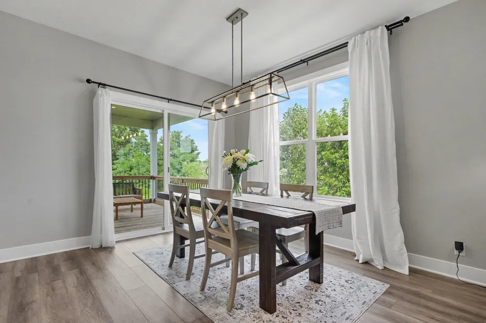 8302 Bauerridge Avenue Jenison, MI 49428