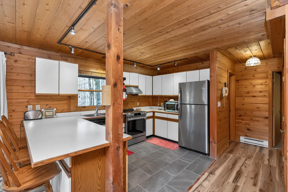 325 Plymouth Colony #26 Buchanan, MI 49107