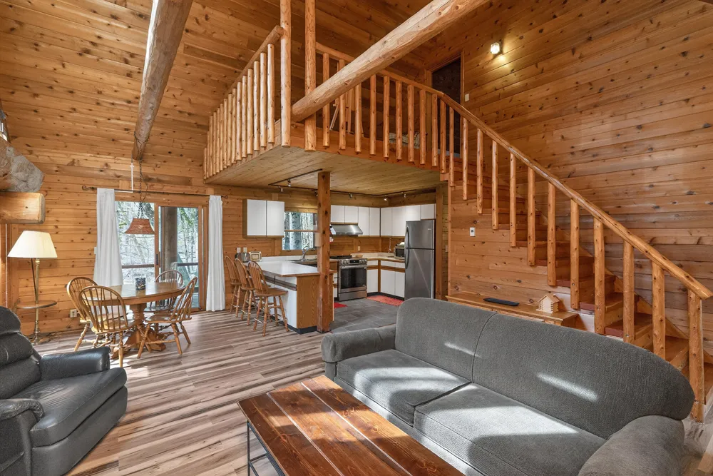 325 Plymouth Colony #26 Buchanan, MI 49107