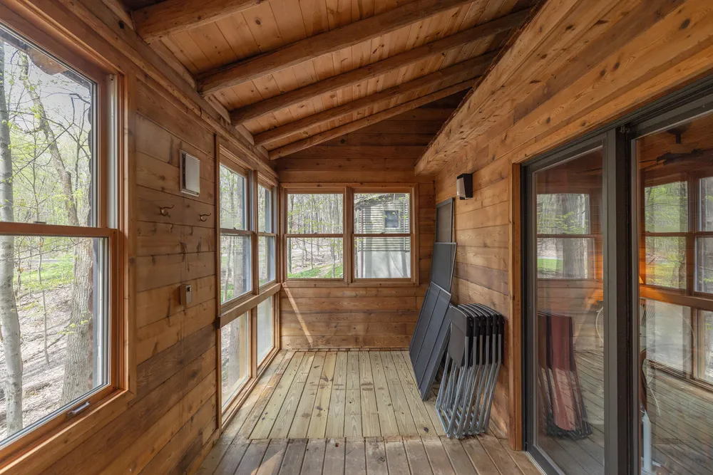 325 Plymouth Colony #26 Buchanan, MI 49107