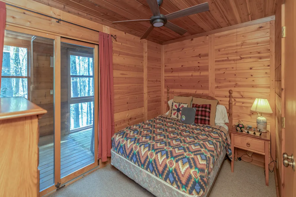 325 Plymouth Colony #26 Buchanan, MI 49107