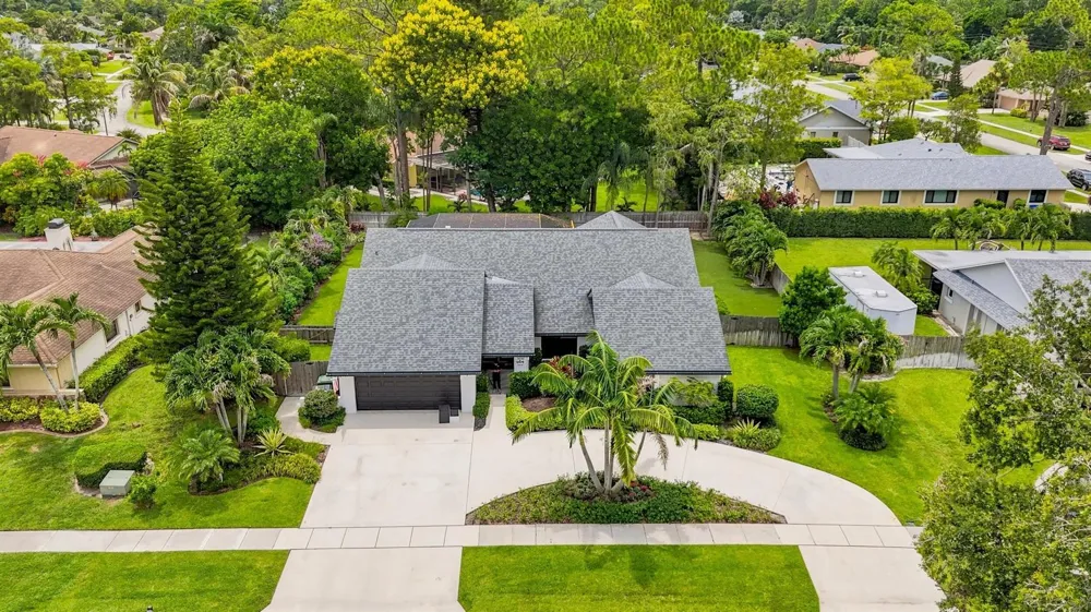 13972 Ishnala Circle Wellington, FL 33414
