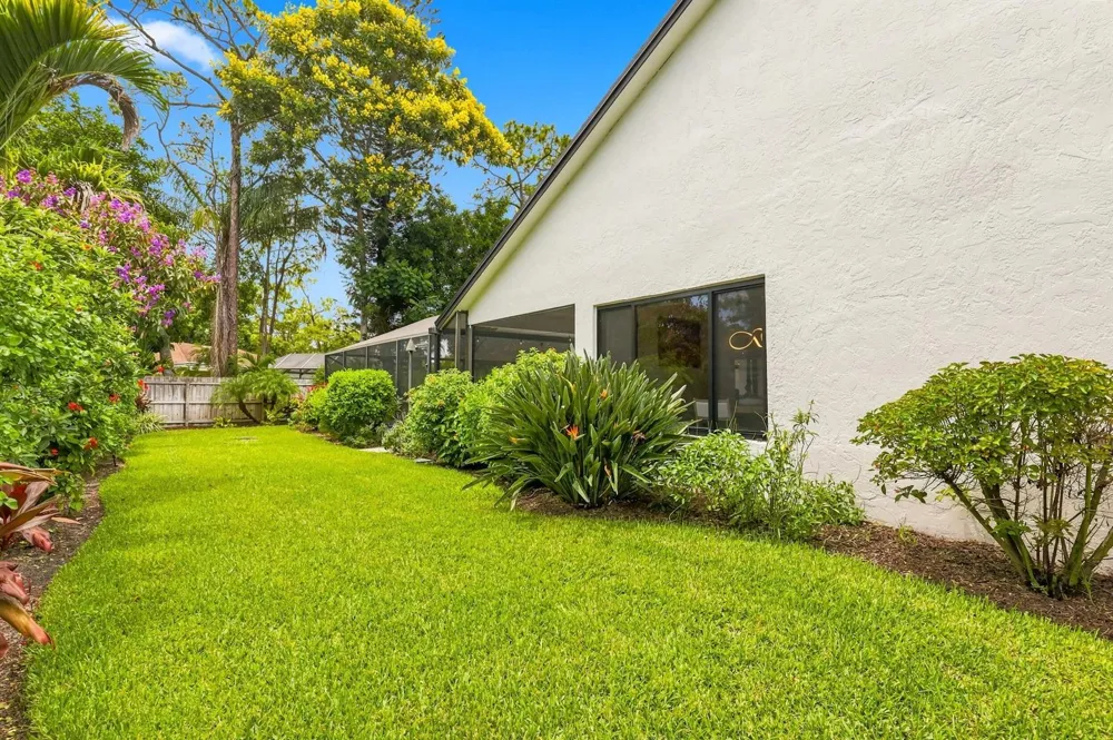 13972 Ishnala Circle Wellington, FL 33414