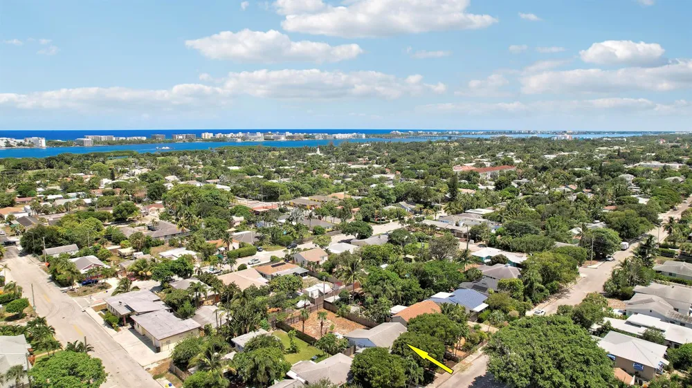 1222 L STREET Lake Worth, FL 33460