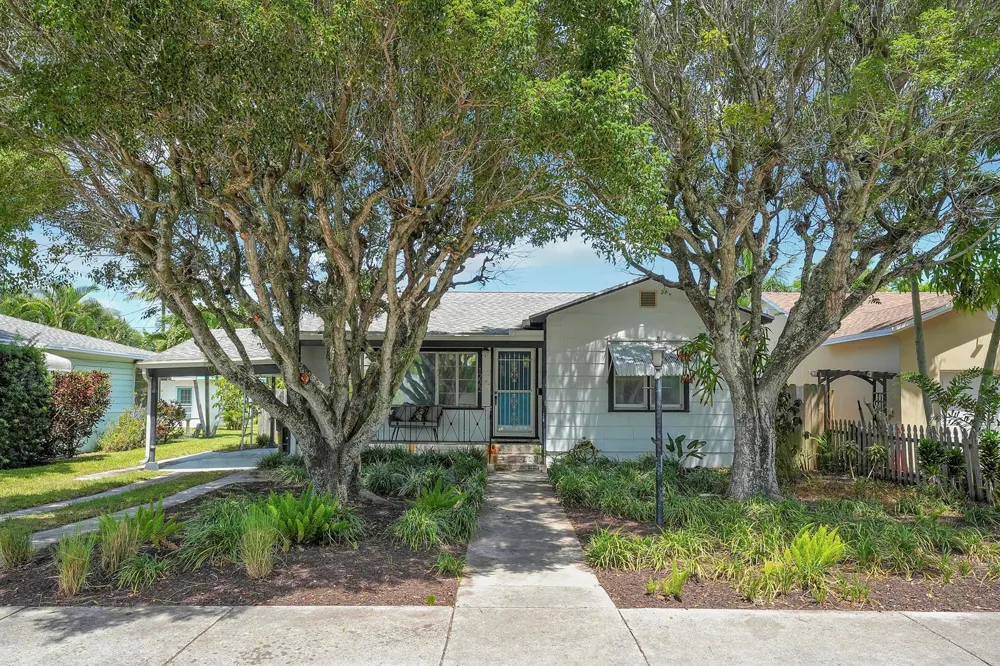 1222 L STREET Lake Worth, FL 33460