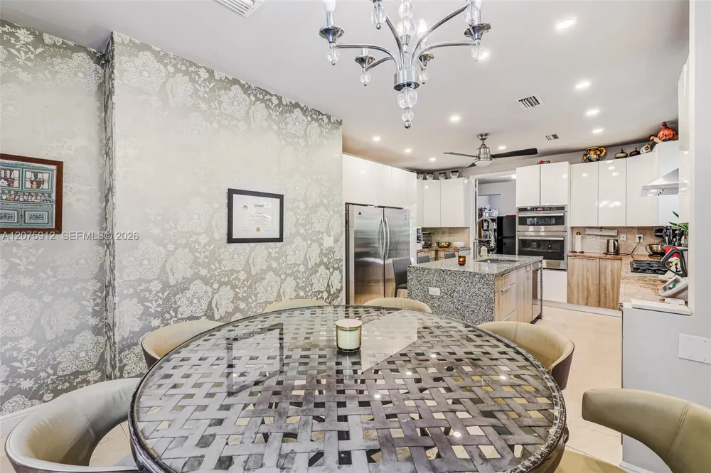 6550 SW 75th Ter South Miami, FL 33143