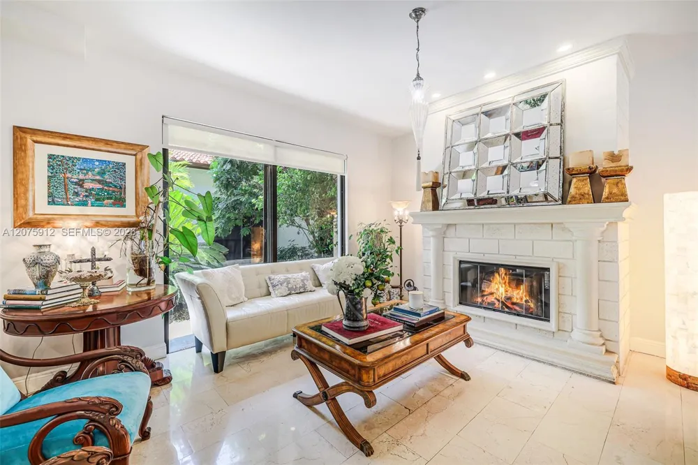 6550 SW 75th Ter South Miami, FL 33143