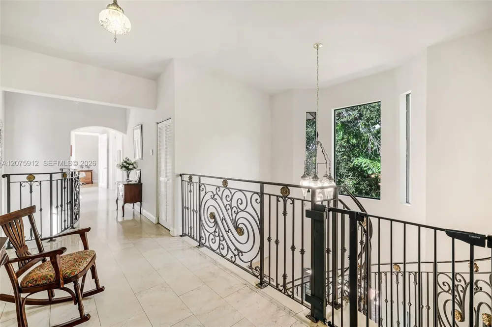 6550 SW 75th Ter South Miami, FL 33143