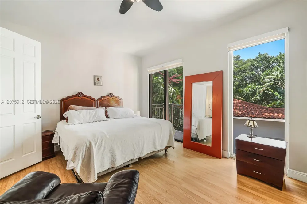 6550 SW 75th Ter South Miami, FL 33143
