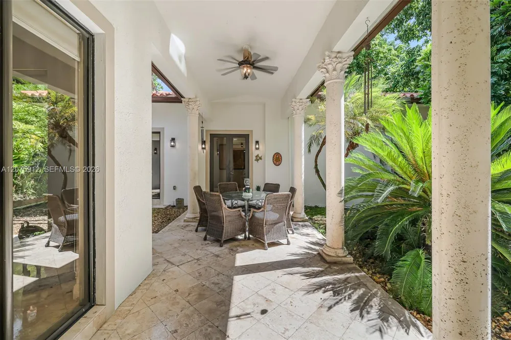 6550 SW 75th Ter South Miami, FL 33143