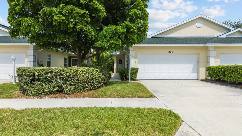1202 AUBURN COVE CIRCLE Venice, FL 34292