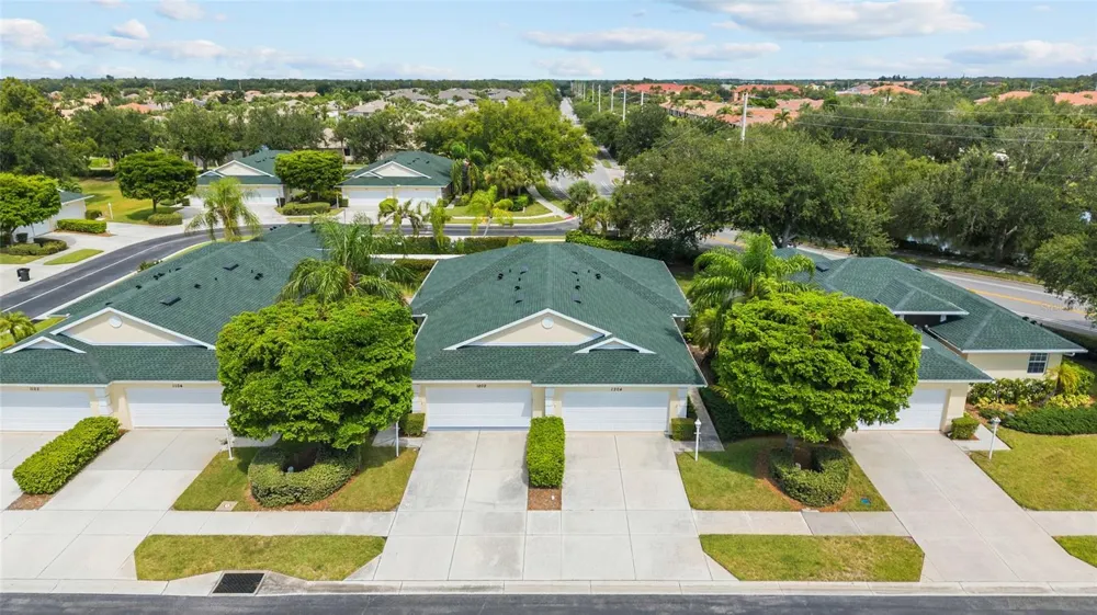 1202 AUBURN COVE CIRCLE Venice, FL 34292
