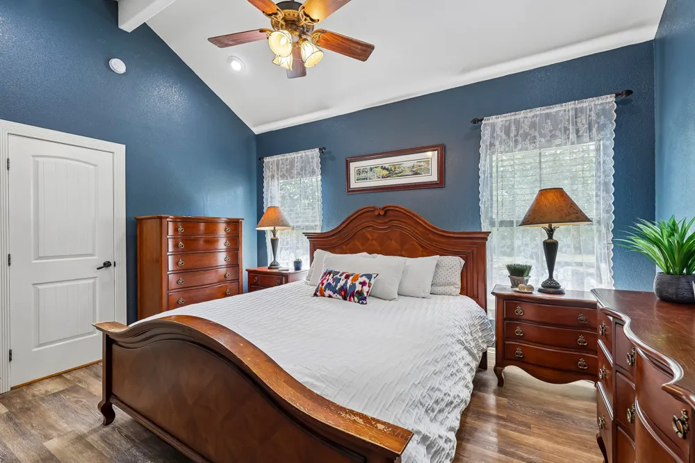 126 King Street Bastrop, TX 78602
