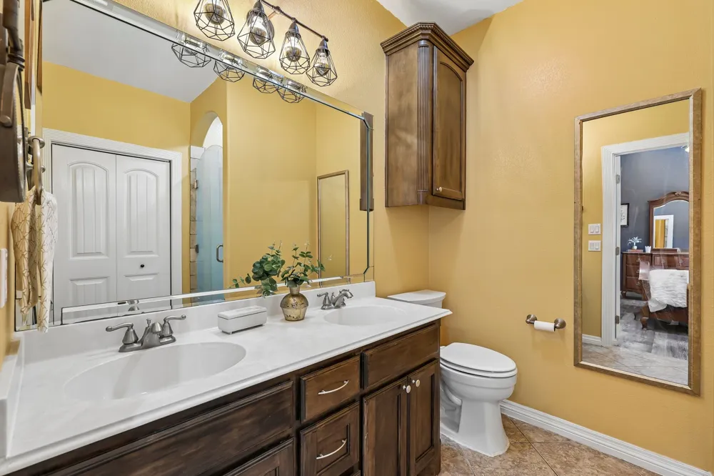 126 King Street Bastrop, TX 78602
