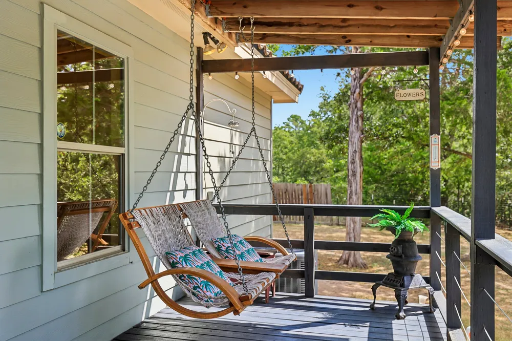 126 King Street Bastrop, TX 78602