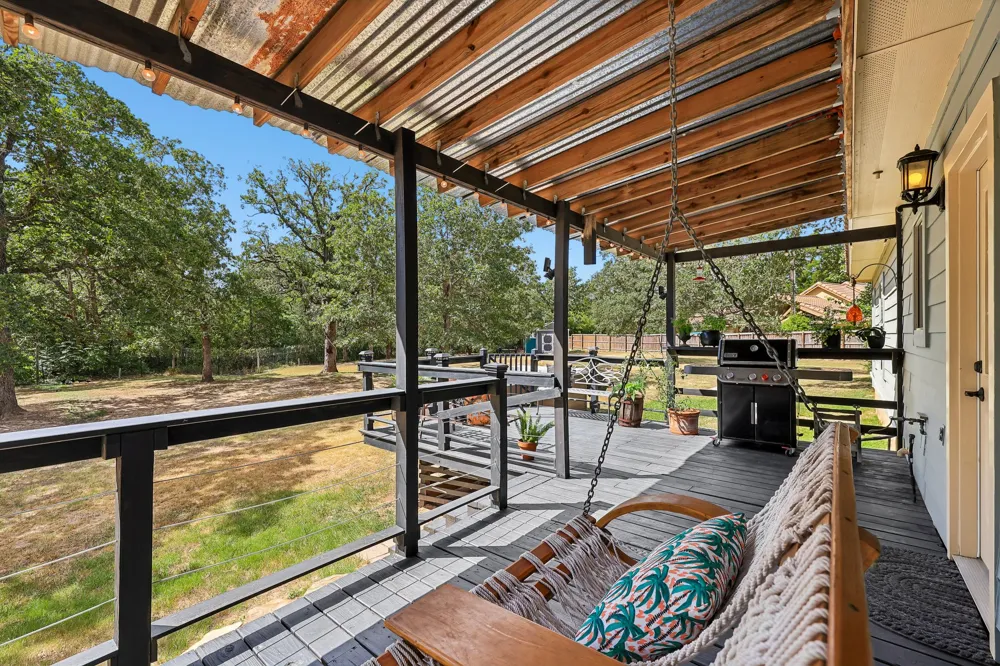 126 King Street Bastrop, TX 78602