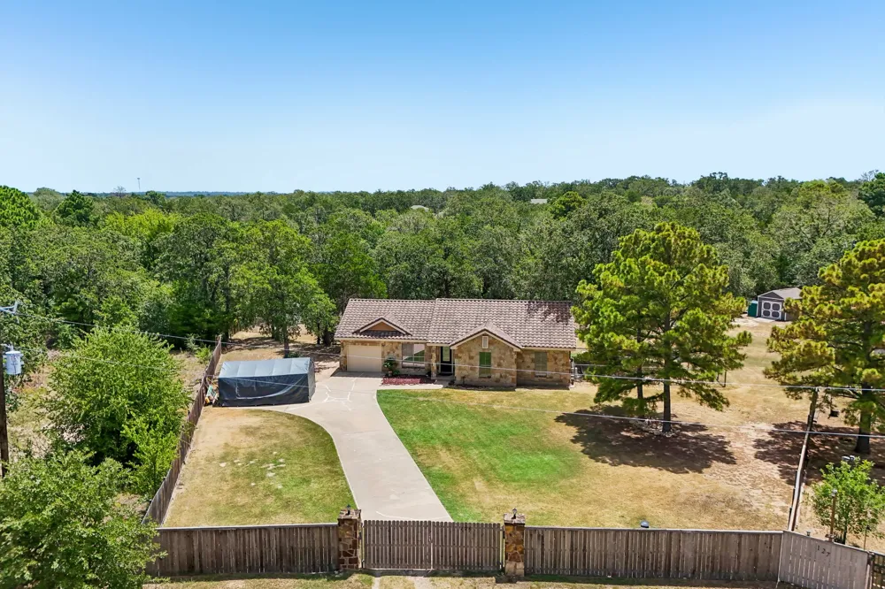 126 King Street Bastrop, TX 78602