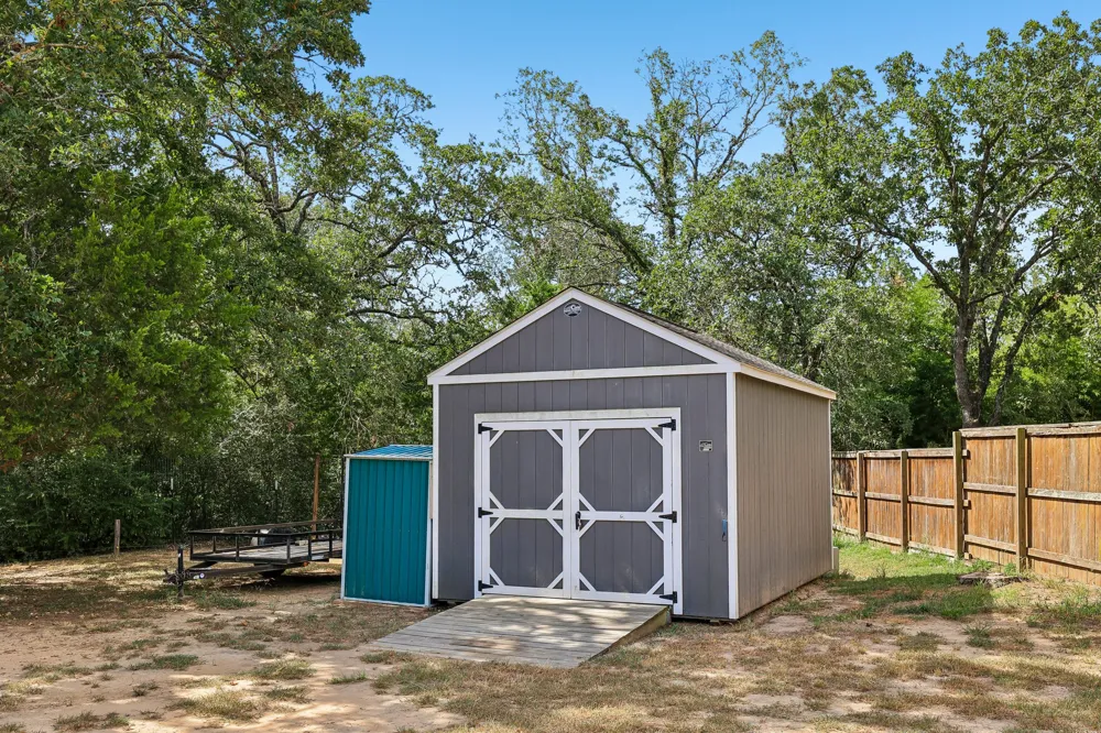 126 King Street Bastrop, TX 78602