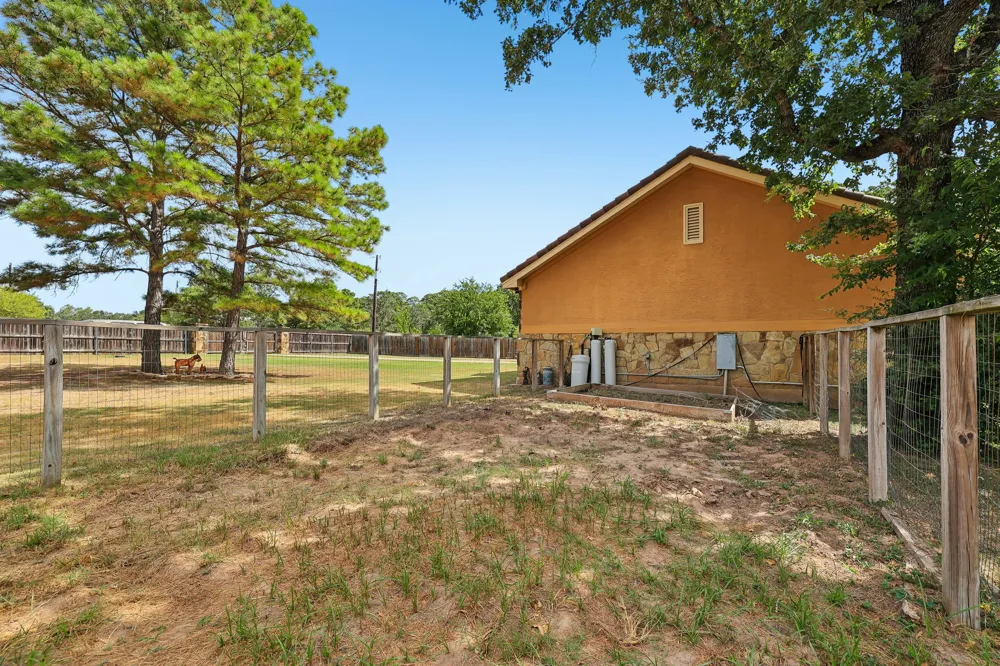 126 King Street Bastrop, TX 78602