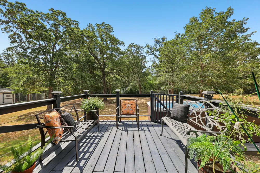 126 King Street Bastrop, TX 78602