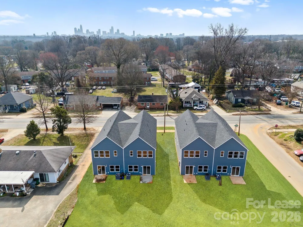 341 Hoskins Road Charlotte, NC 28216