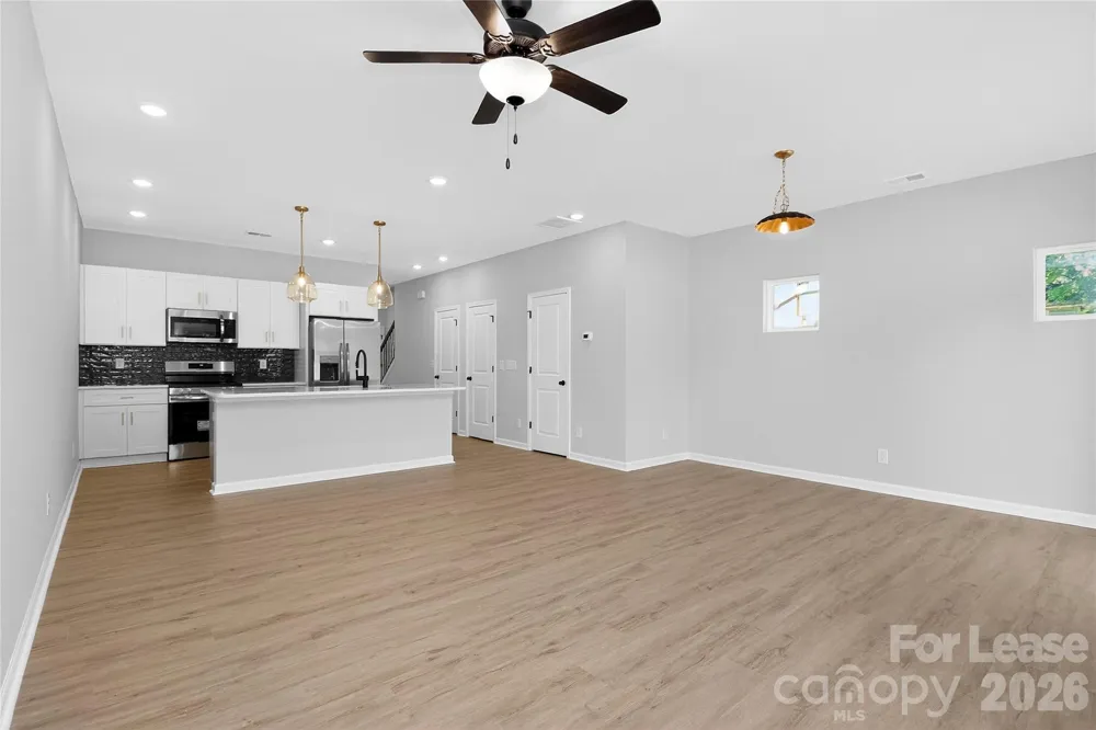341 Hoskins Road Charlotte, NC 28216