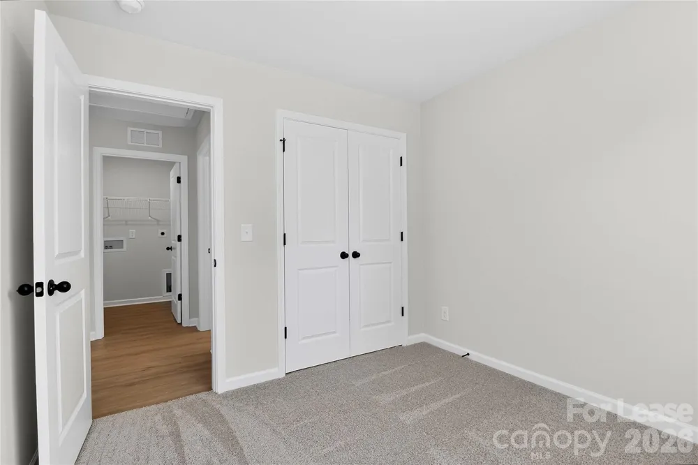 341 Hoskins Road Charlotte, NC 28216