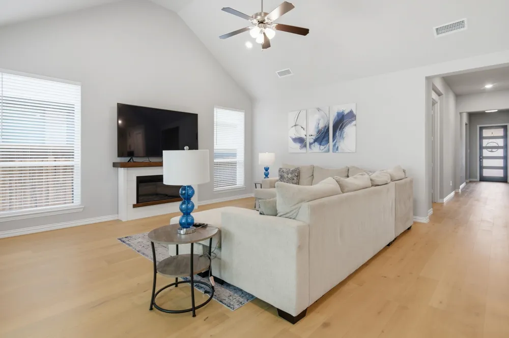 910 Winter Cherry Lane Haslet, TX 76052