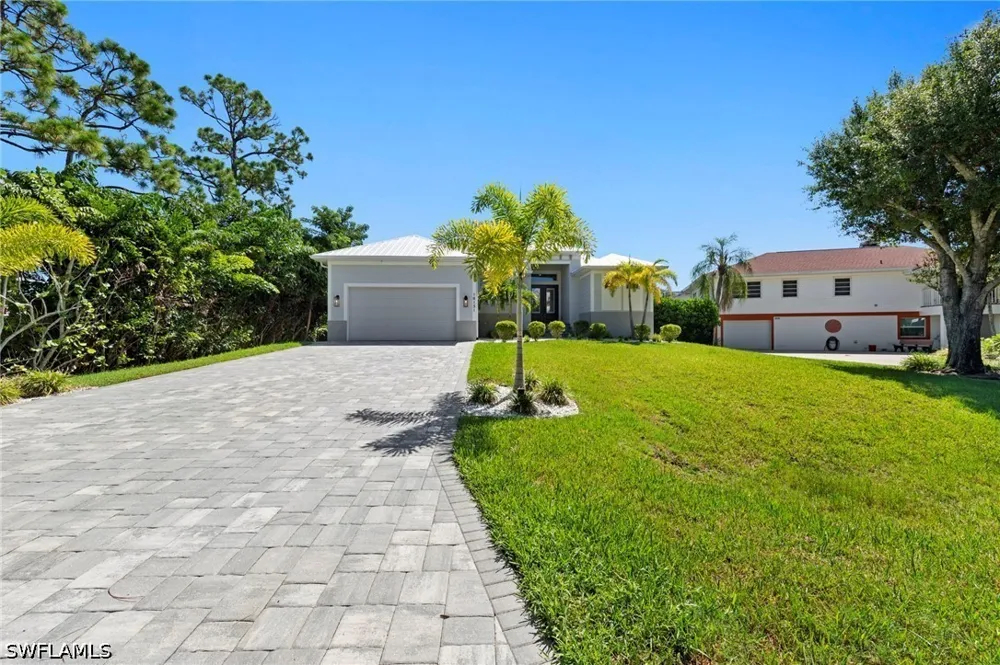 Parkridge Circle Fort Myers, FL 33908