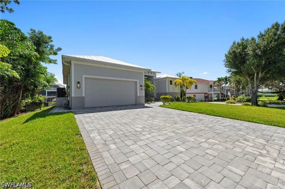 Parkridge Circle Fort Myers, FL 33908