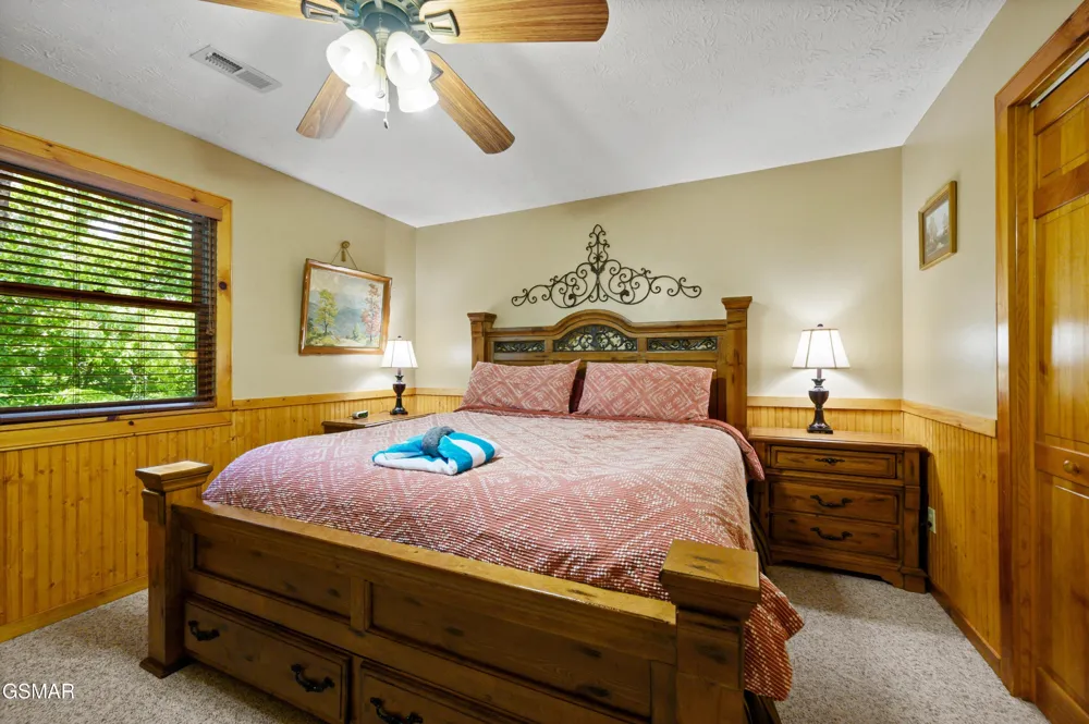 3619 Country Pines Way Sevierville, TN 37876