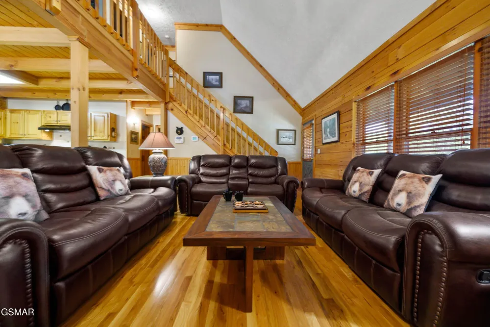 3619 Country Pines Way Sevierville, TN 37876