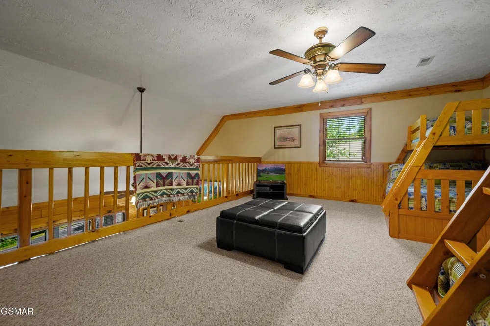 3619 Country Pines Way Sevierville, TN 37876