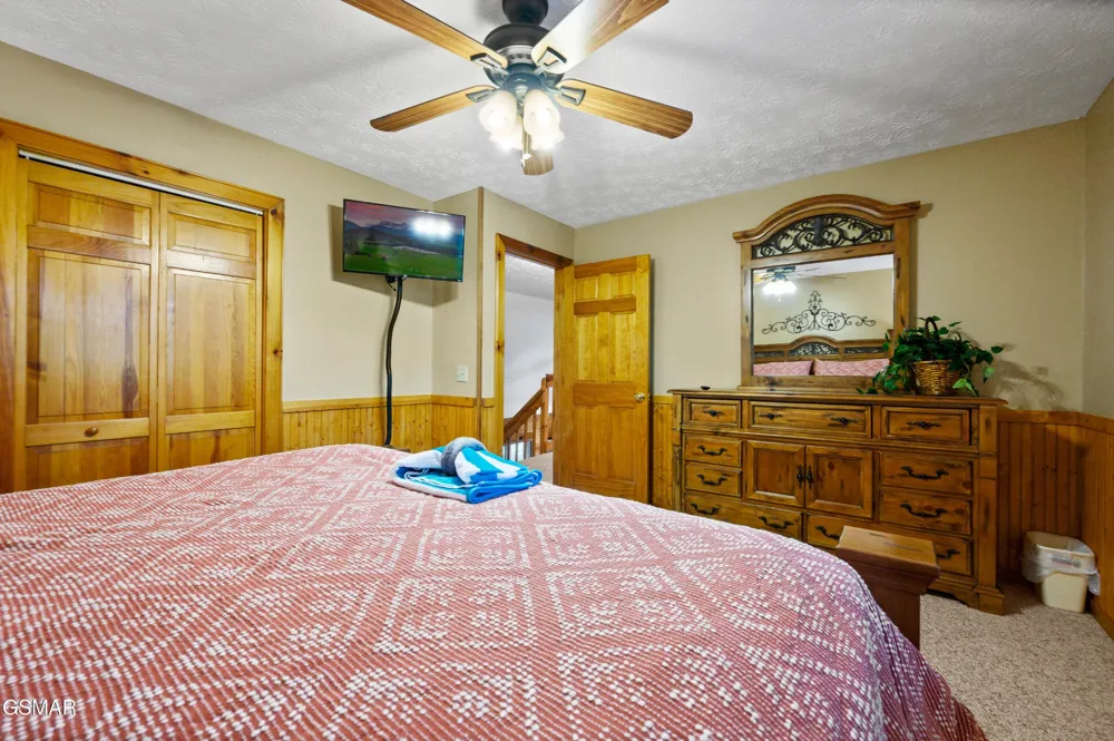 3619 Country Pines Way Sevierville, TN 37876
