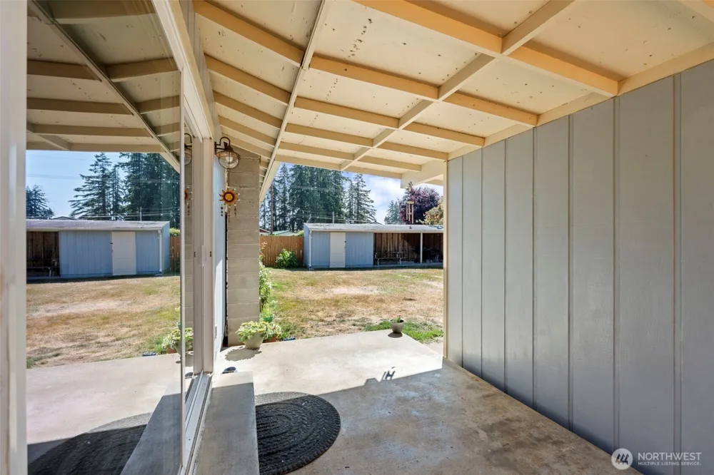 809 4th Avenue NE Chehalis, WA 98532