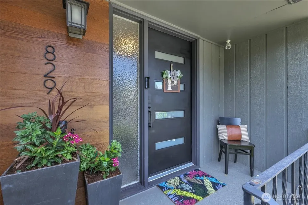 829 Maplewood Avenue Kent, WA 98030