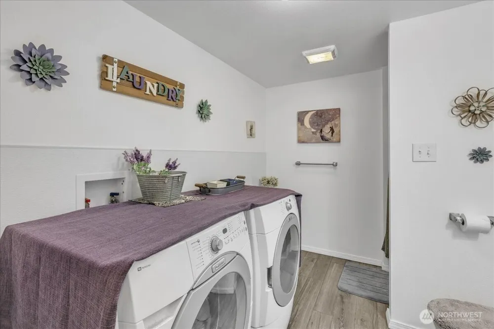 829 Maplewood Avenue Kent, WA 98030