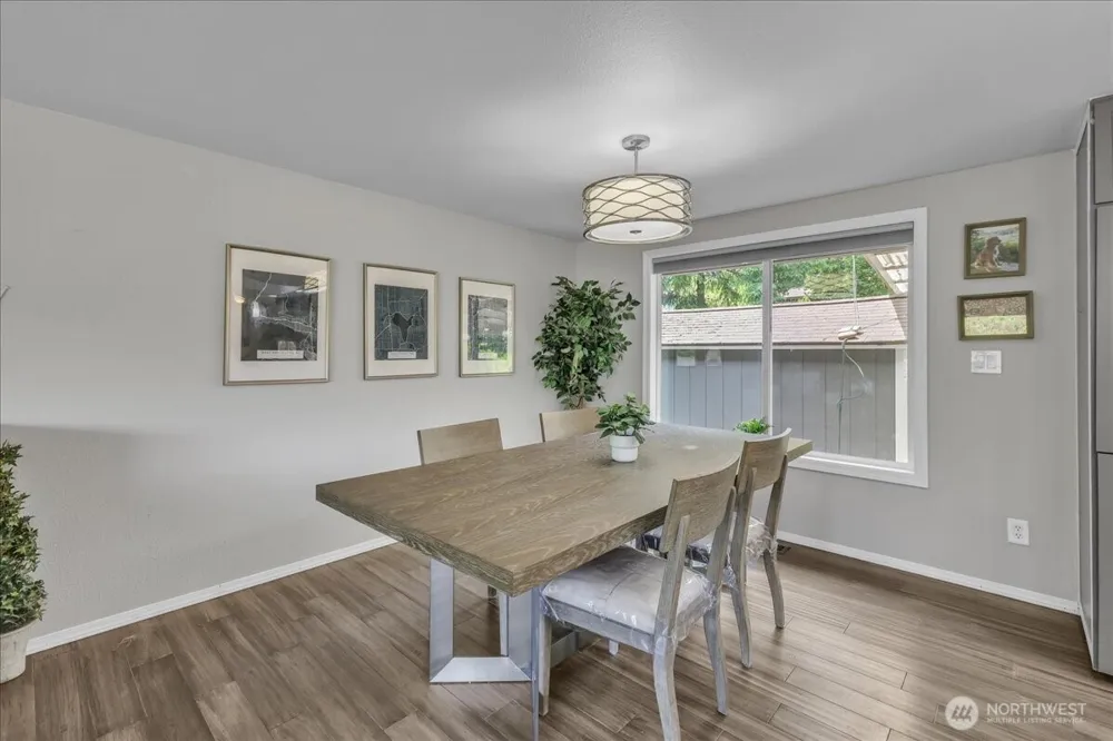 829 Maplewood Avenue Kent, WA 98030