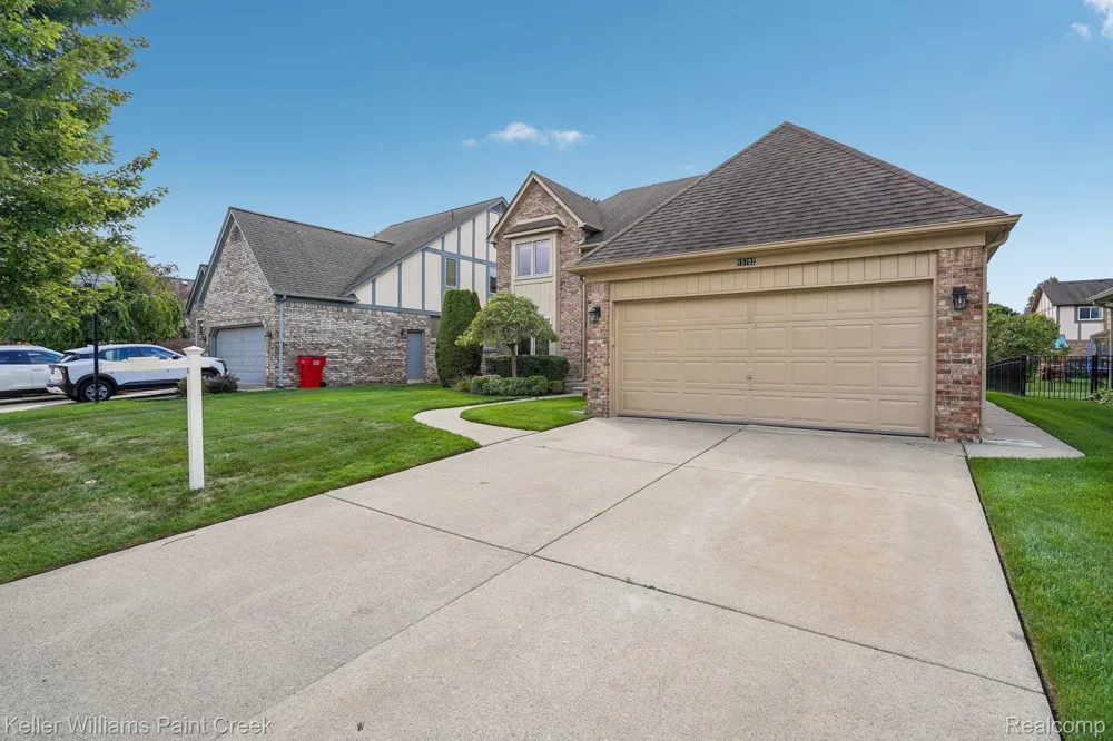 15792 Constitution Drive Macomb Township, MI 48044