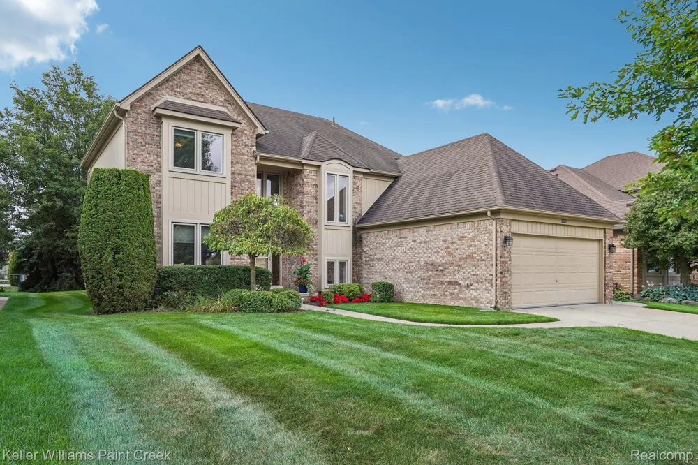 15792 Constitution Drive Macomb Township, MI 48044
