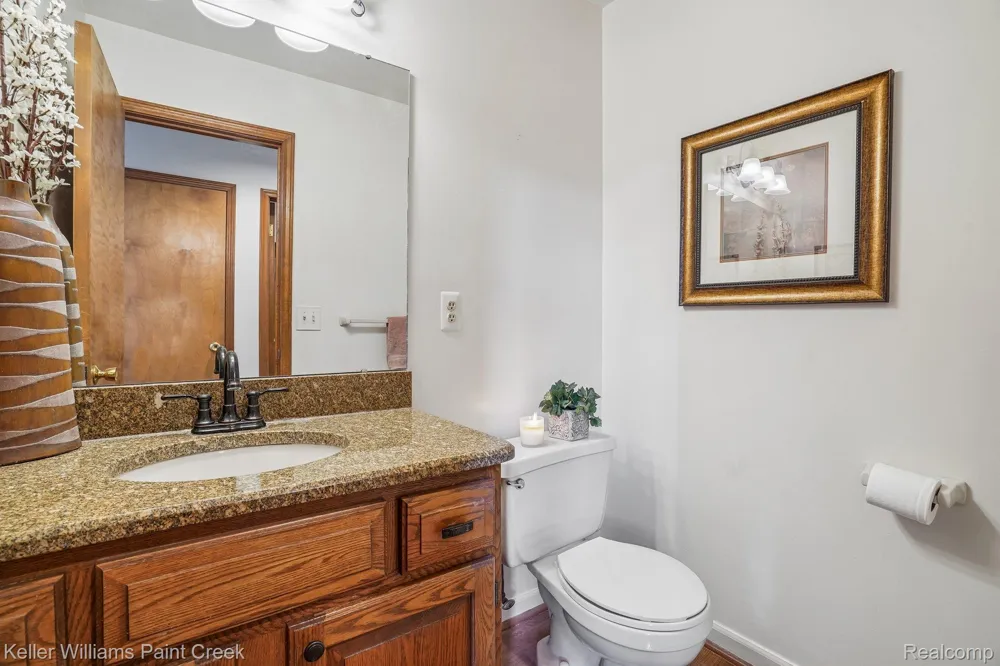 15792 Constitution Drive Macomb Township, MI 48044