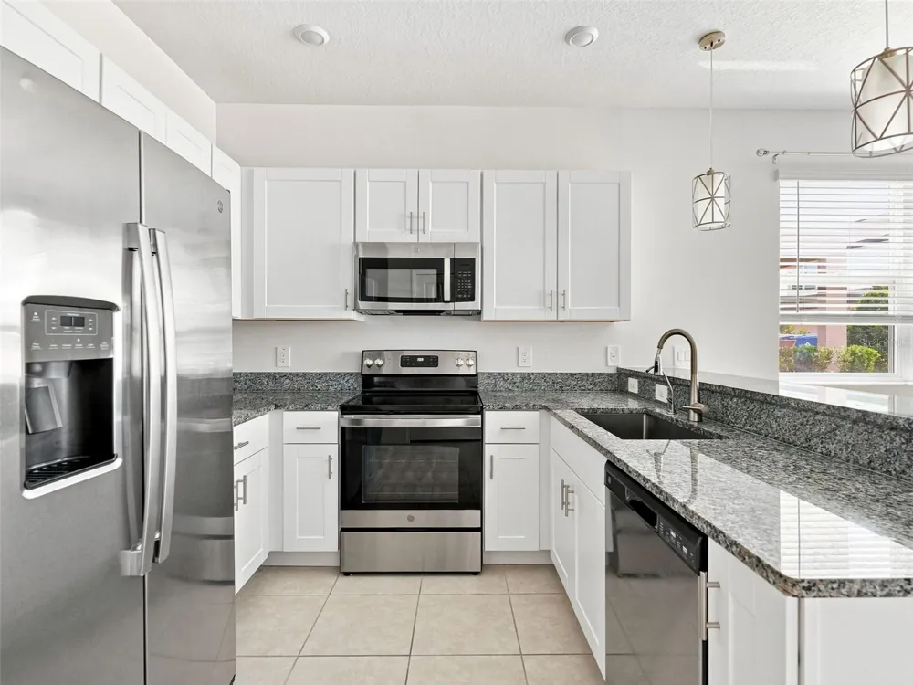 10317 TRUMPET HONEYSUCKLE WAY San Antonio, FL 33576