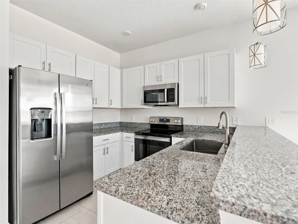 10317 TRUMPET HONEYSUCKLE WAY San Antonio, FL 33576