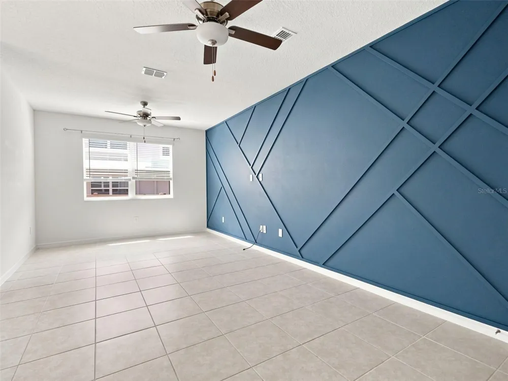 10317 TRUMPET HONEYSUCKLE WAY San Antonio, FL 33576