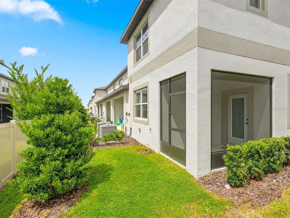 10317 TRUMPET HONEYSUCKLE WAY San Antonio, FL 33576